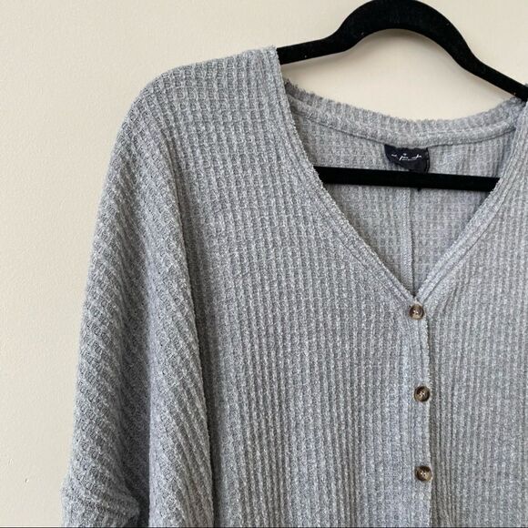 Uo-Out from Under Grey Waffle Button Down Long Sleeve Thermal (Xs) - Picture 4 of 9
